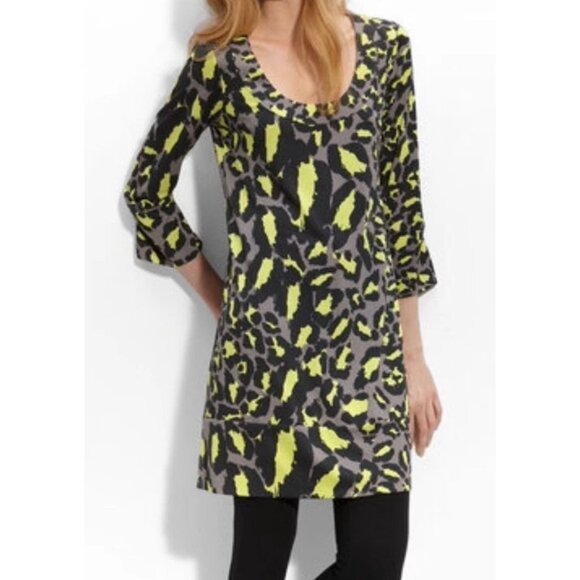 Diane Von Furstenberg Vintage Leopard Print Silk Jersey Mini Dress Size 12 - Picture 1 of 9